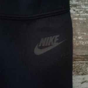 Nike Capri Yoga Leggings Black